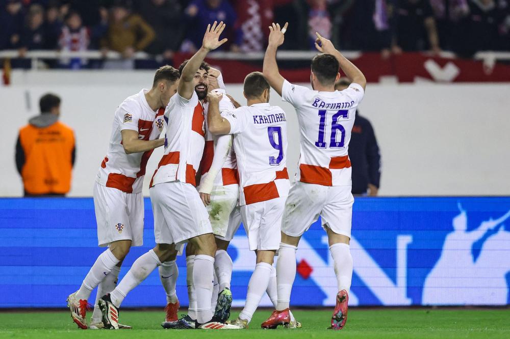 梅开二度，吉拉西当选多特vs比利亚雷亚尔全场最佳